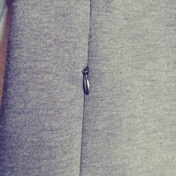 Sweater/Jacket - Picture 2 of 8